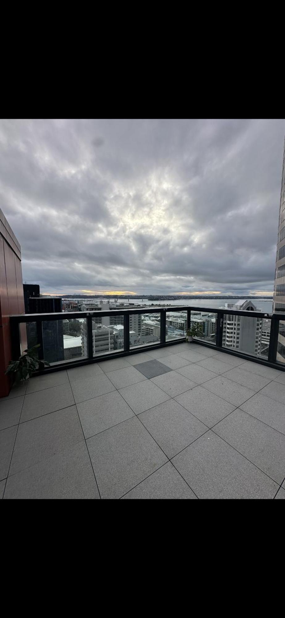 天空城景 海景 私人大阳台公寓 Auckland Esterno foto